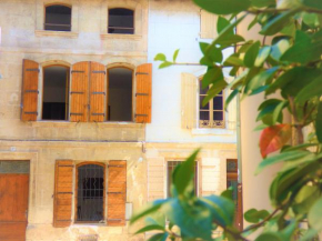 La Maison entre les arènes et la gare